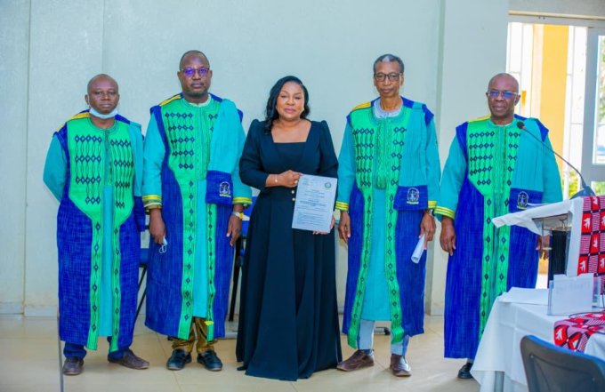 Soutenance de thèse de doctorat en informatique de Hadja Fatimata OUATTARA SANON, ancienne ministre de l’Économie numérique